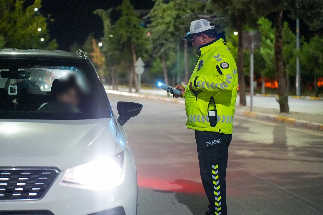 🚔 Abarti Egzoz – Motosi̇klet – Modi̇fi̇ye Araç Uygulamasi 🏍🗓 22.10.2025 Günü 21.00 – 00.00 Saatl (1)