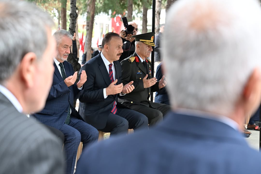 Cumhuriyetimizin 102. Yılında, Ecdatları Gibi Gözünü Kırpmadan Şehadete Yürüyen Kahramanlarımızı