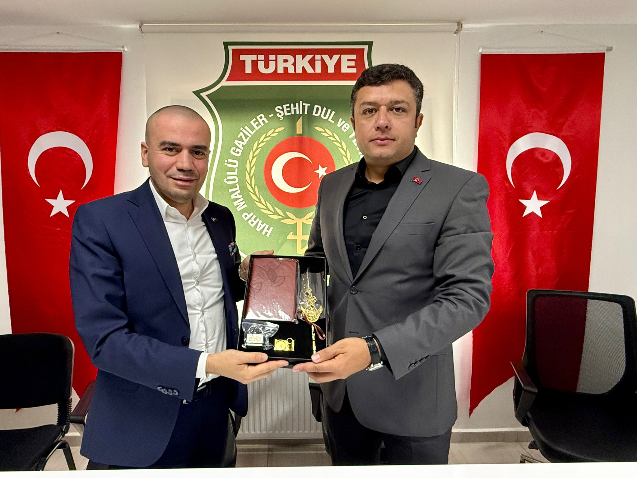 E47419Ec A07A 4180 A116 41Cb731Bf955