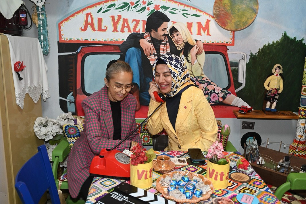 Eşim Şadiye Hanım, Sayın Valimizin Eşi Gülhan Erin Hanımefendi Ve İçişleri Bakanlığı Muhtarlar D