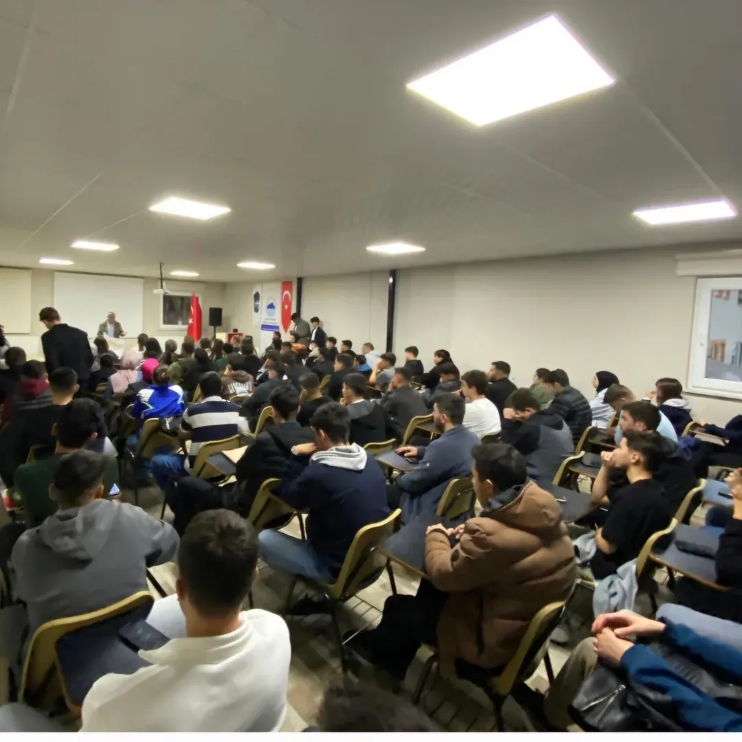 Isparta Dkmp’den Orman Yük. Müh. Ahmet Bayram Ve Harita Müh. Talat Özsoy, Yenişarbademli Myo Or (2)