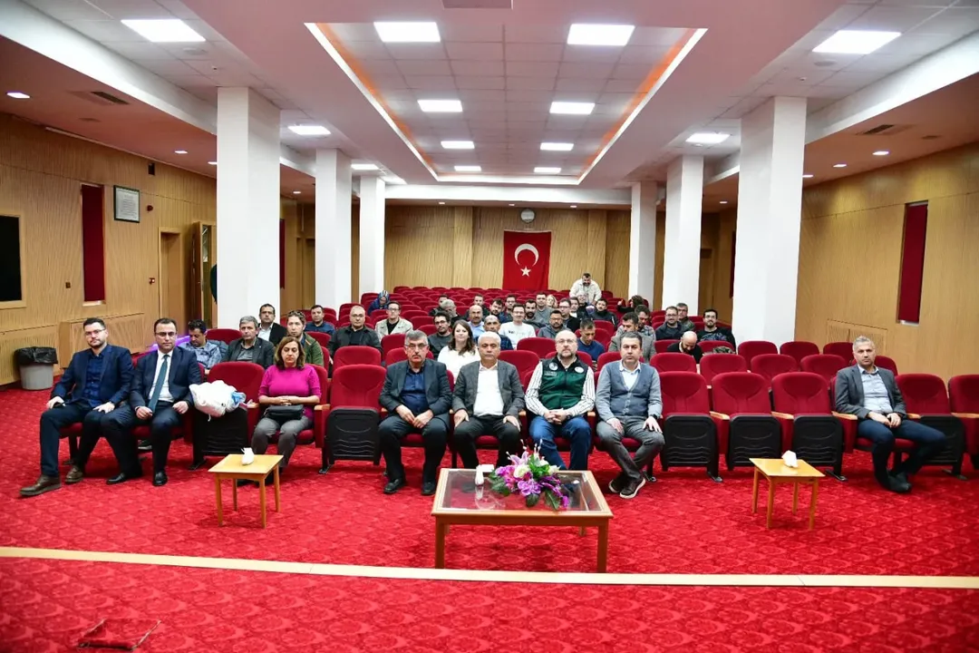 Kamu İhale Mevzuati Eği̇ti̇mi̇ Gerçekleşti̇ri̇ldi̇bölge Müdürlüğümüz Personeline Yönelik Düzenlenen E (1)