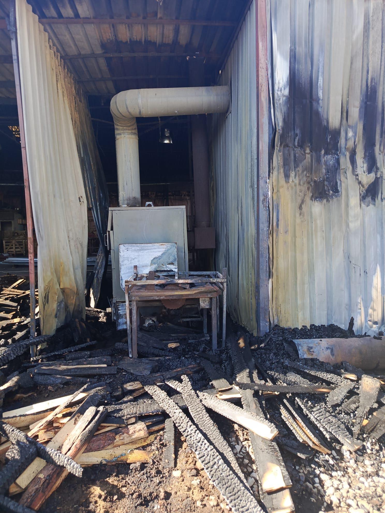 Kereste Fabrikası Yangın (2)