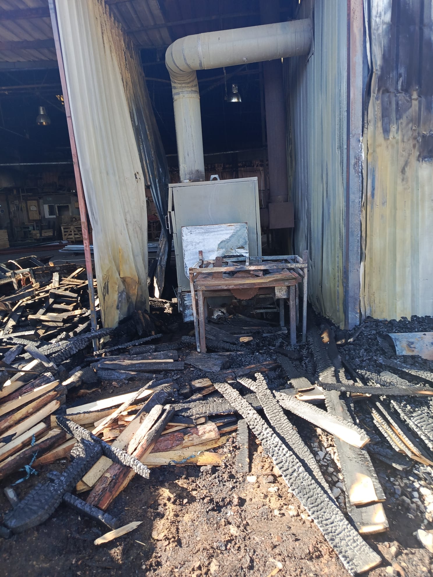 Kereste Fabrikası Yangın (3)