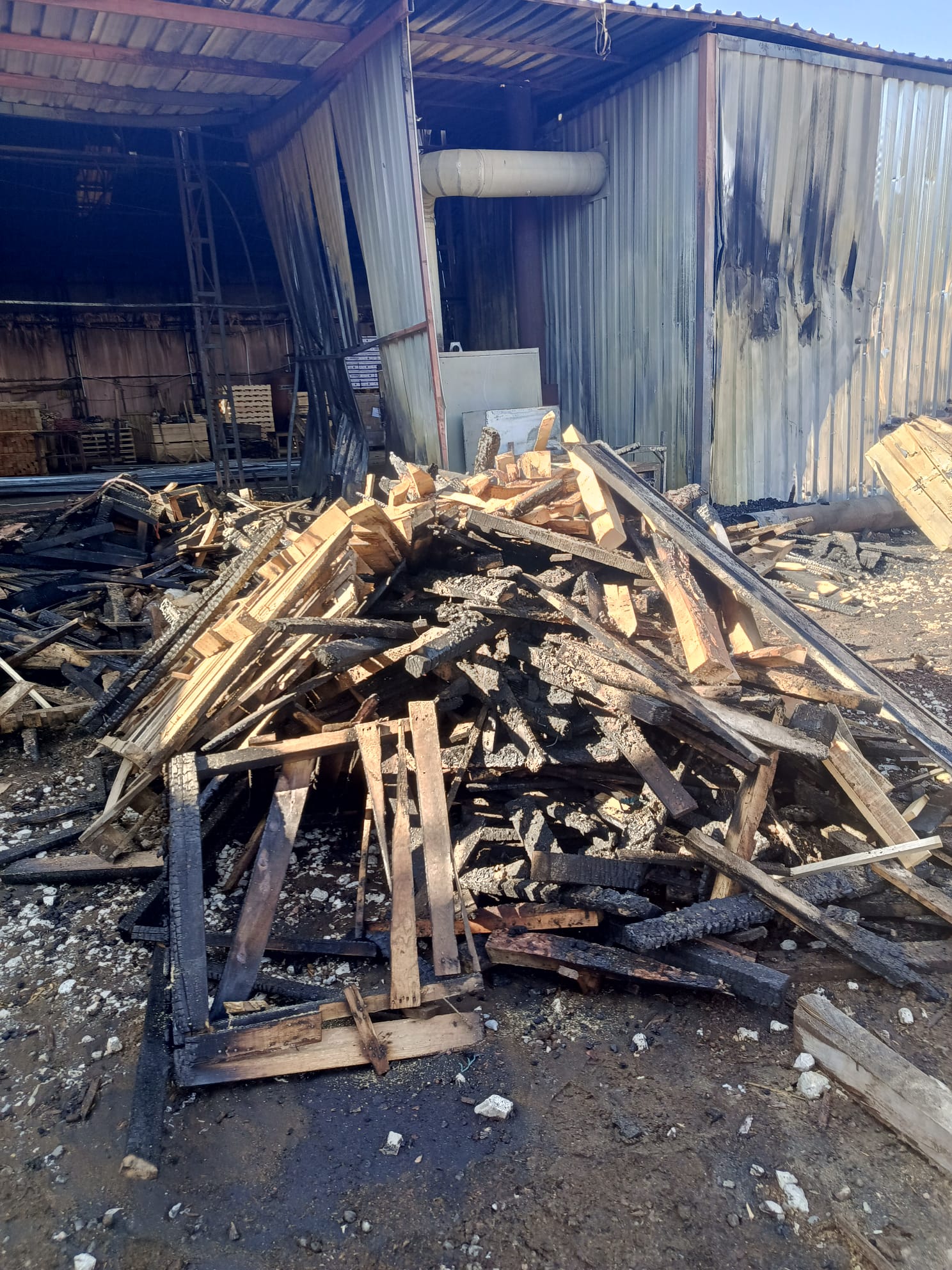 Kereste Fabrikası Yangın (7)