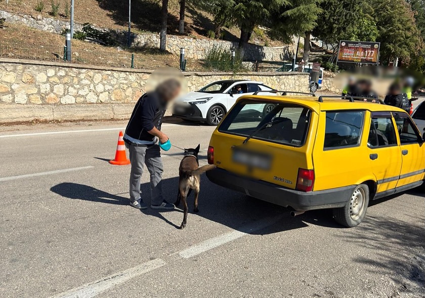 🚔 Narkoalan Uygulamalari📅 16.10.2025 Günü;1️⃣ 12.00 – 13.30 Saatleri Arasında Sütçüler Ilçe Me (2)
