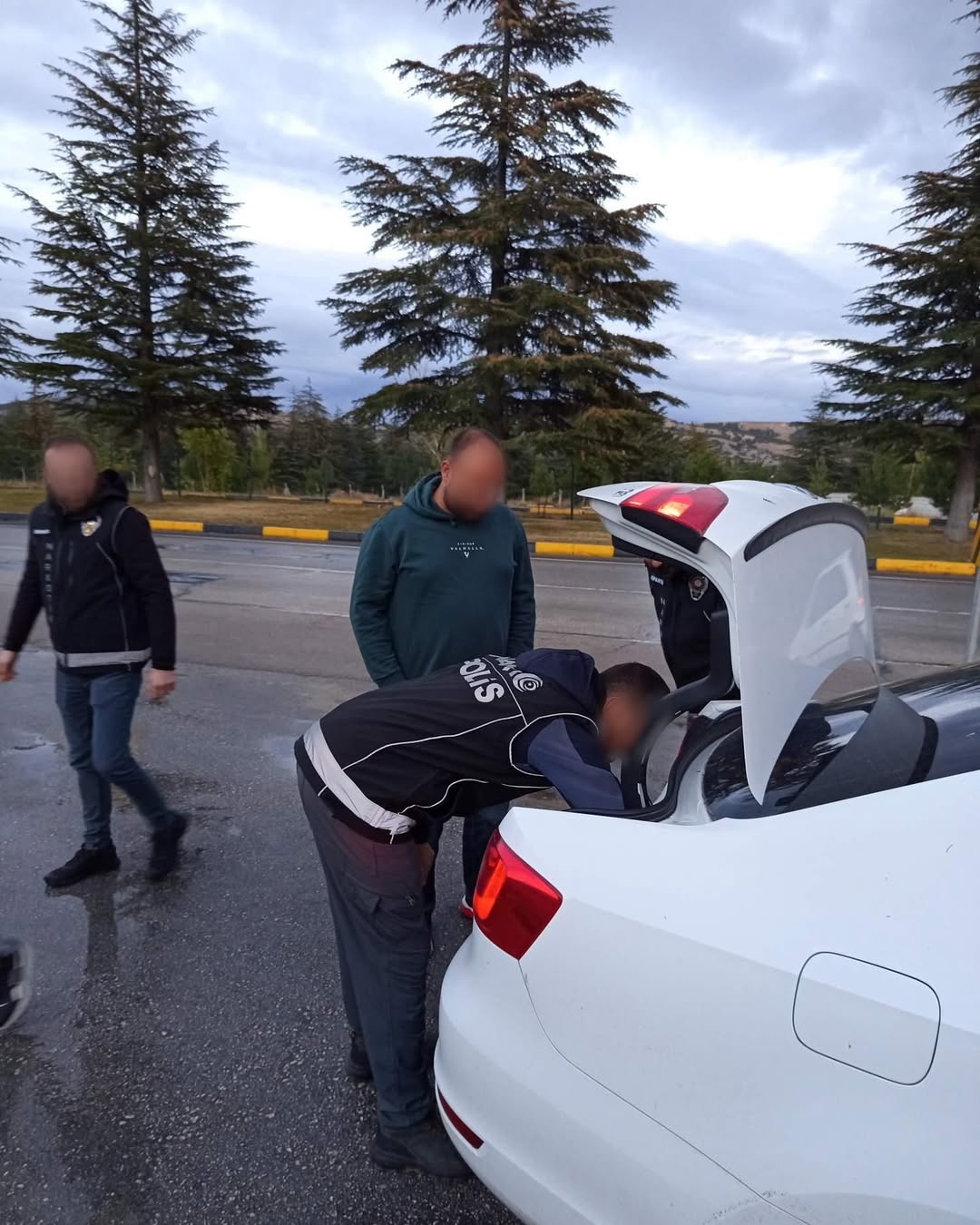 🚨 Narkoalan Uygulamasi 🚨🗓️ 21.10.2025 Günü 17.30 – 18.30 Saatleri Arasında,📍 Sdü Uygulama No (1)