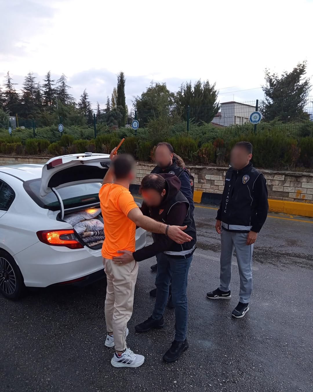 🚨 Narkoalan Uygulamasi 🚨🗓️ 21.10.2025 Günü 17.30 – 18.30 Saatleri Arasında,📍 Sdü Uygulama No