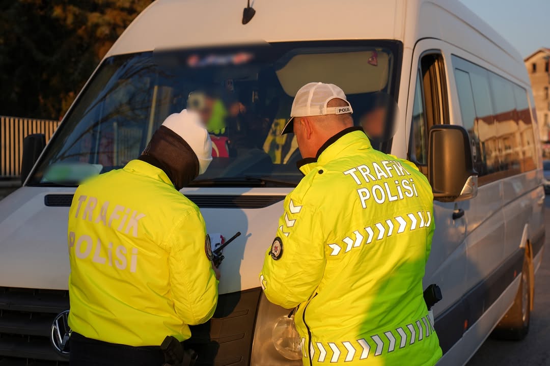 🚨 Okul Önleri̇ Ve Asayi̇ş Deneti̇mi̇ 🚨📅 20.10.2025 📍 İl Merkezi, Eğirdir, Uluborlu, Senirkentç (2)