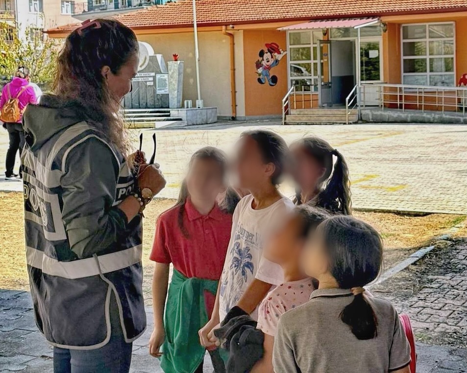 🚨 Okul Önleri̇ Ve Asayi̇ş Uygulamasi 🚨🗓️ 29.09.2025 Ile 03.10.2025 Tarihleri Arasında İl Merkez