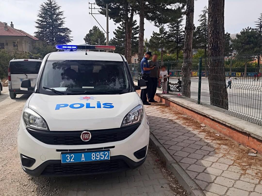 🚔 Okul Önleri̇ Ve Asayi̇ş Uygulamasi 🚔📷 İl Merkezi, Uluborlu, Atabey, Sütçüler, Gelendost, 📅 2