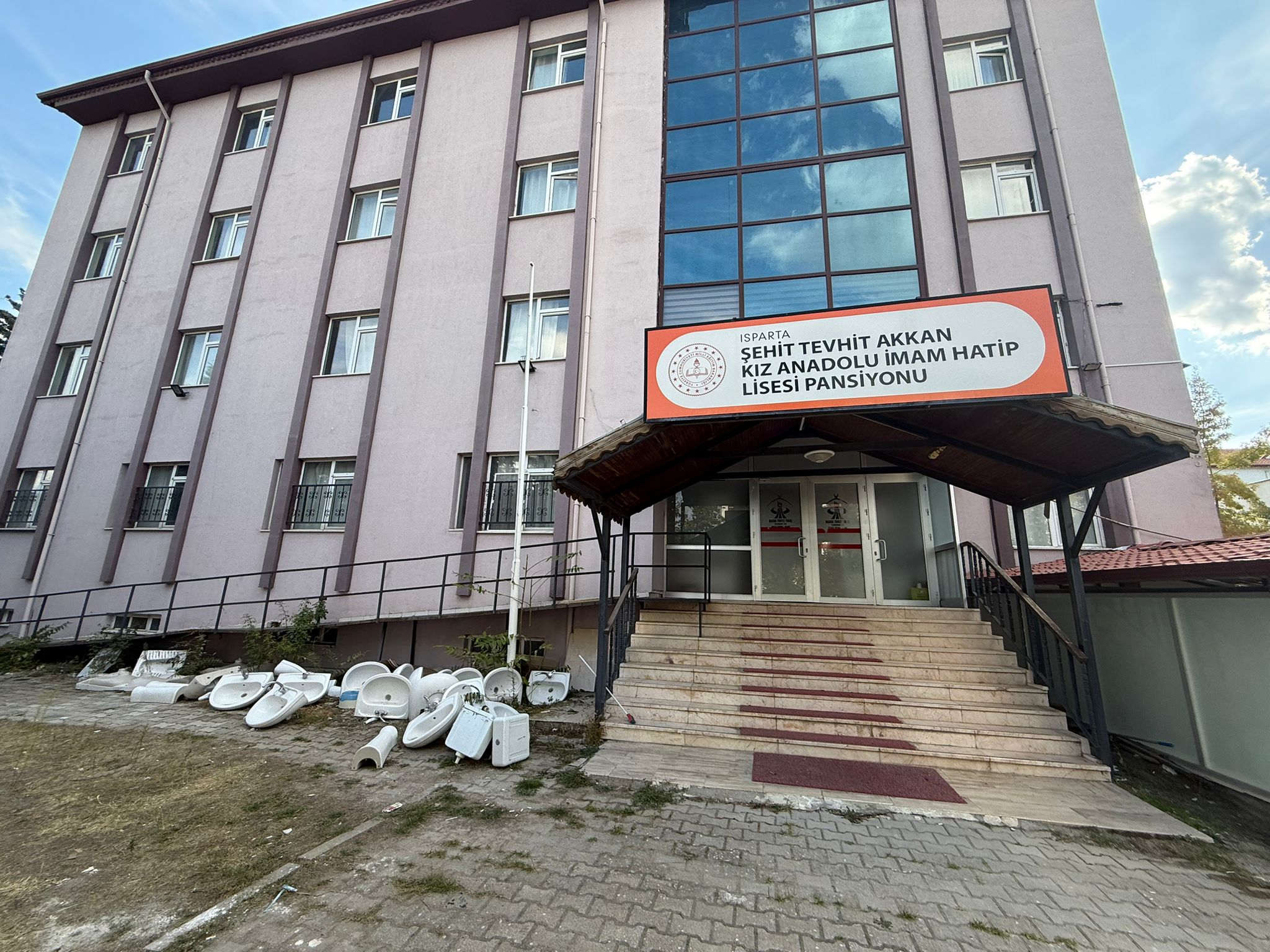 Pansi̇yon Şehi̇t Tevfi̇k Akkan (10)