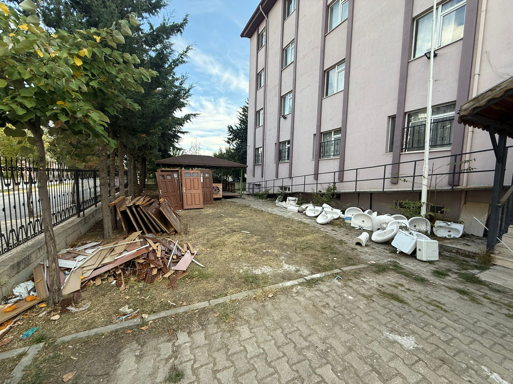 Pansi̇yon Şehi̇t Tevfi̇k Akkan (2)