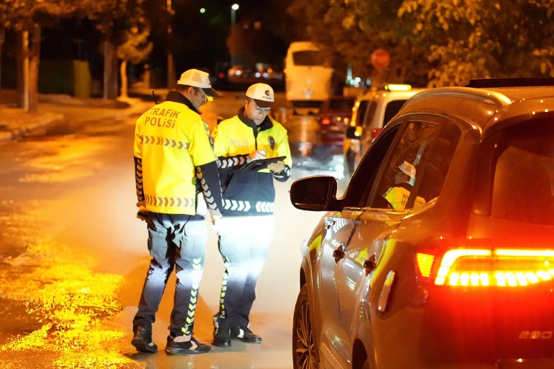 🚔 Park, Bahçe Ve Mesi̇re Alanlar Uygulamasi 🚔🗓 03.10.2025 Tarihinde Saat 21.15 00.00 Arasında (1)
