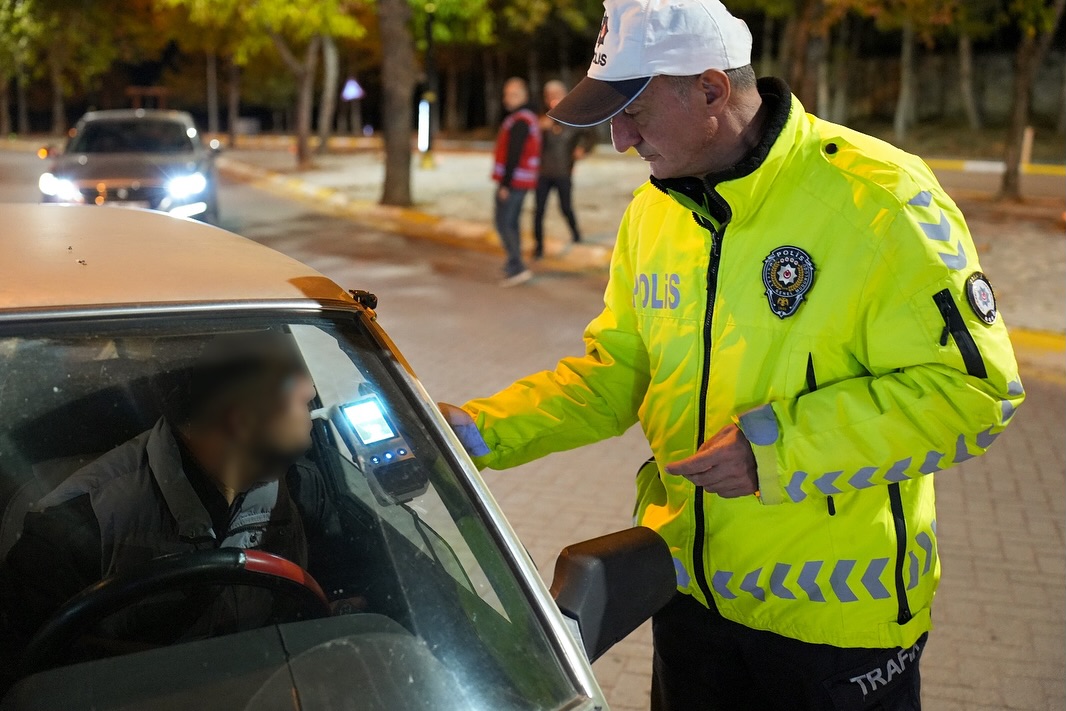 🚔 Park, Bahçe Ve Mesi̇re Alanlari Uygulamasi 🚔🗓 17.10.2025 Tarihinde 21.15 – 22.00 Saatleri Ar (1)