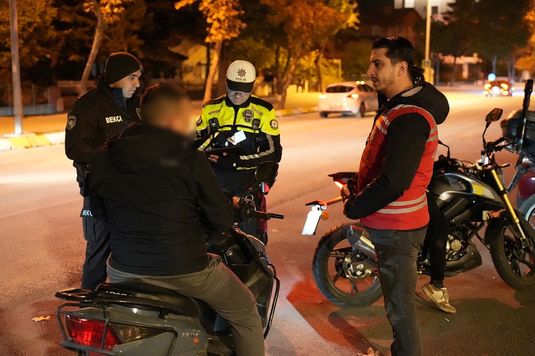 🚔 Park, Bahçe Ve Mesi̇re Alanlari Uygulamasi 🚔🗓 17.10.2025 Tarihinde 21.15 – 22.00 Saatleri Ar (2)