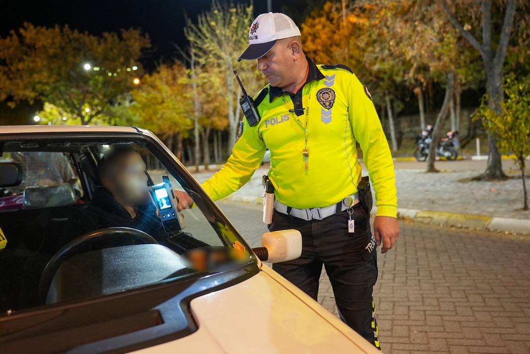 🚔 Park, Bahçe Ve Mesi̇re Alanlari Uygulamasi 🚔🗓 27.10.2025 Tarihinde 21.15 – 22.00 Saatleri Ar (2)-1