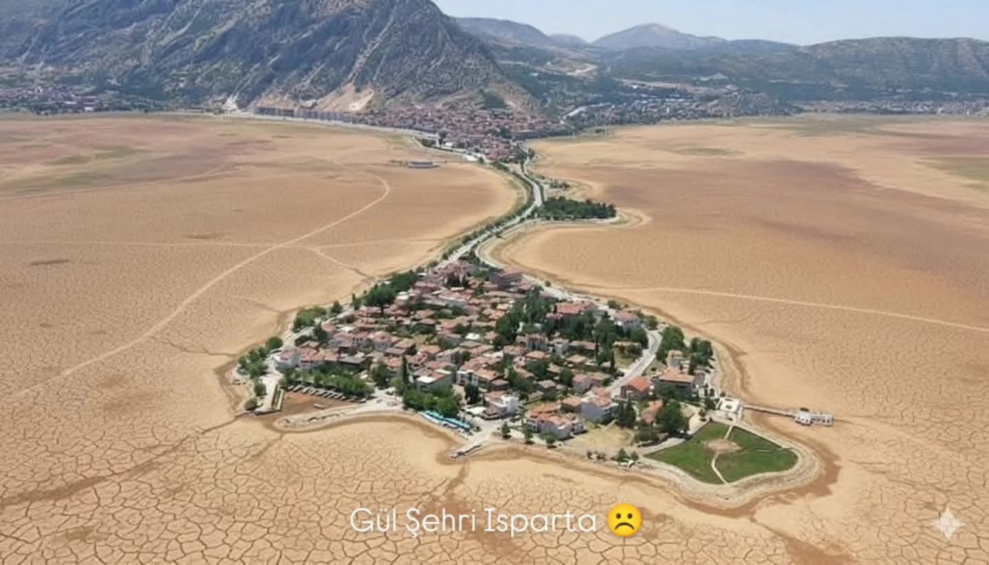 Whatsapp Image 2025 10 01 At 01.26.07 (1)