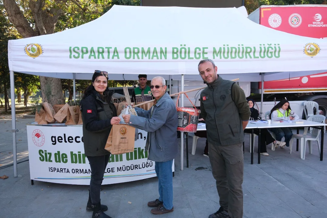 Yeşil Vatan Etkinlikleri Kapsamında Geleneksel Oyunlar Tırını Isparta’da Ağırladık🌱15 Temmuz Ş (3)