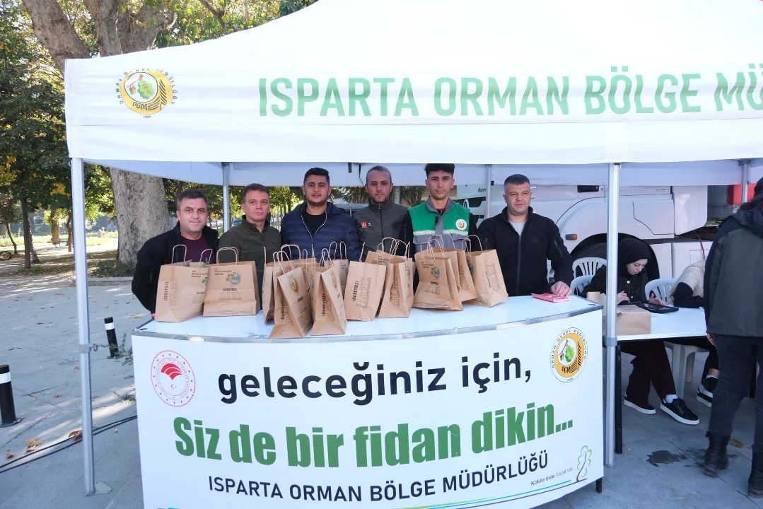 Yeşil Vatan Etkinlikleri Kapsamında Geleneksel Oyunlar Tırını Isparta’da Ağırladık🌱15 Temmuz Ş (4)