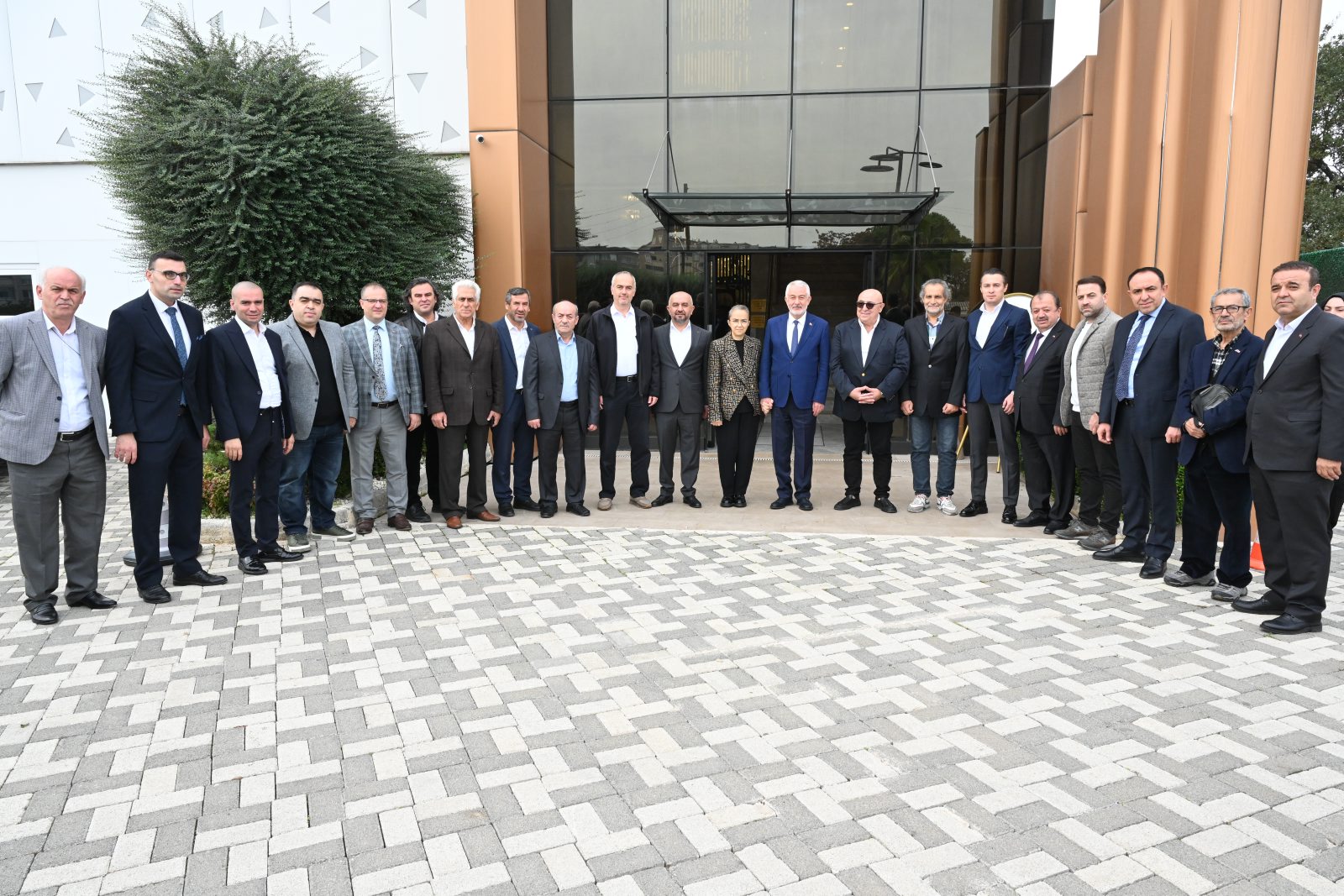 03 11 2025 Baskan Bursa Ispartalilar Bulusma (10)