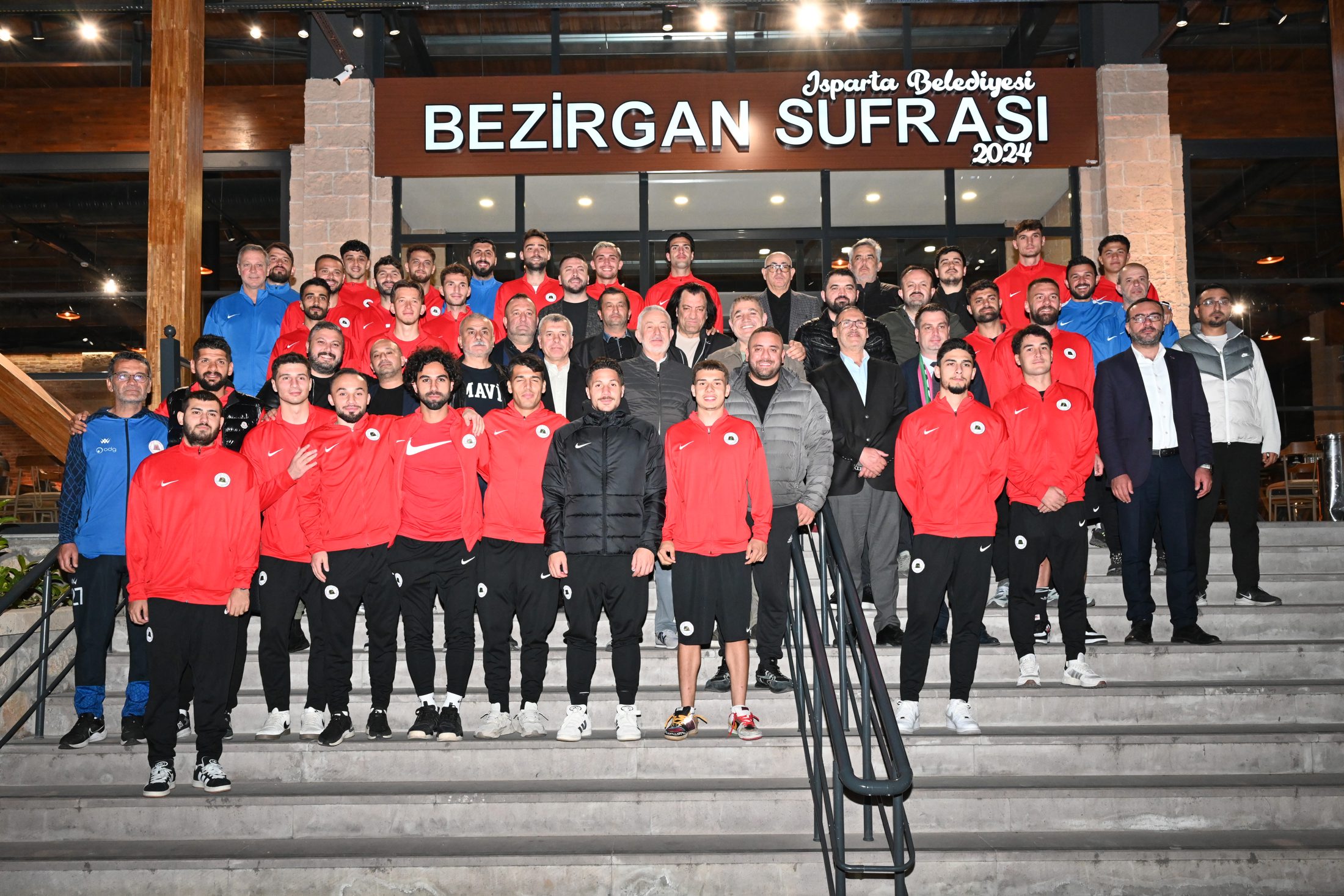 05 11 2025 Baskan Isparta32Spor Takım Bulusma (1)