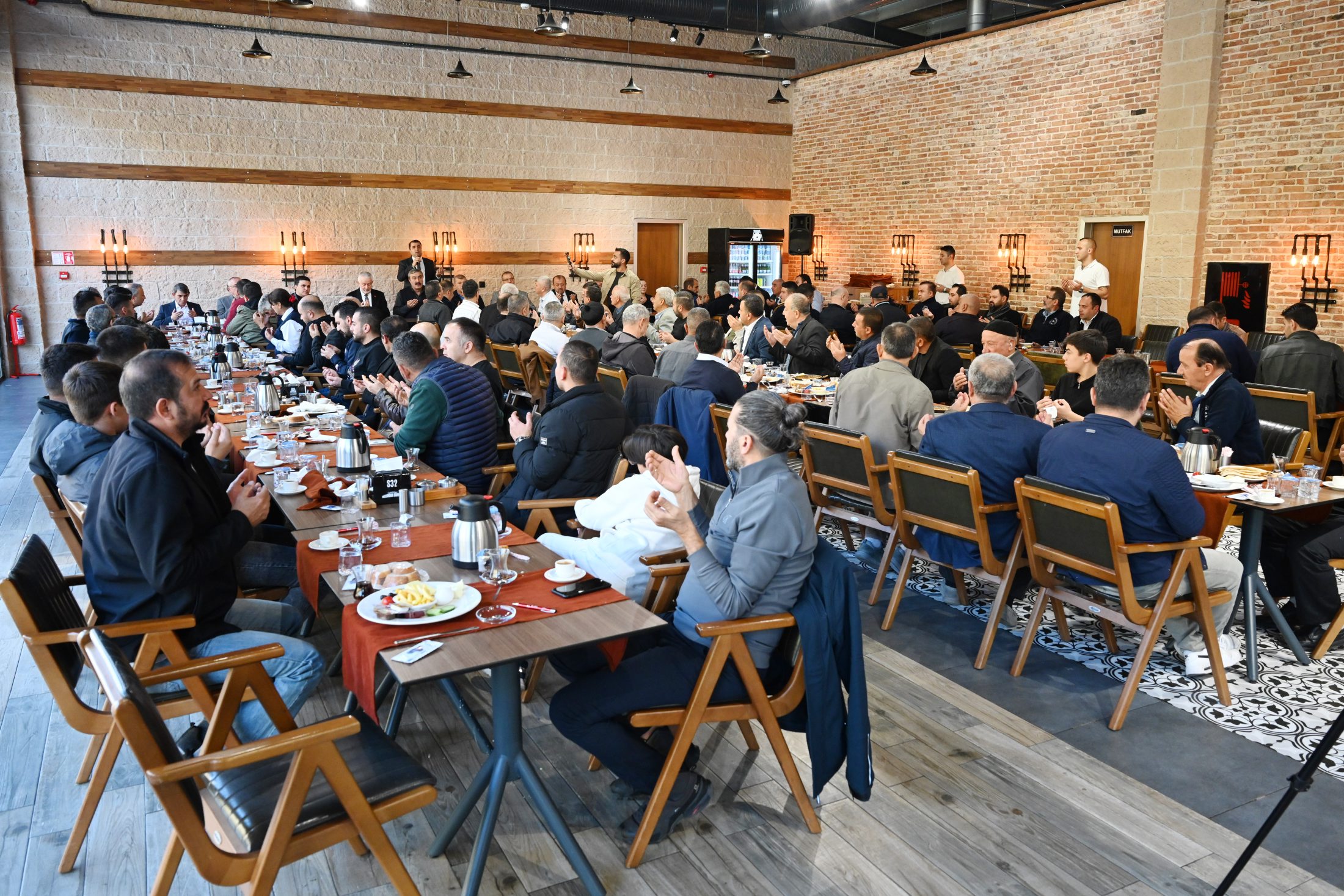 12 11 2025 Baskan Halk Otobusleri Esnaf Bulusma (2)