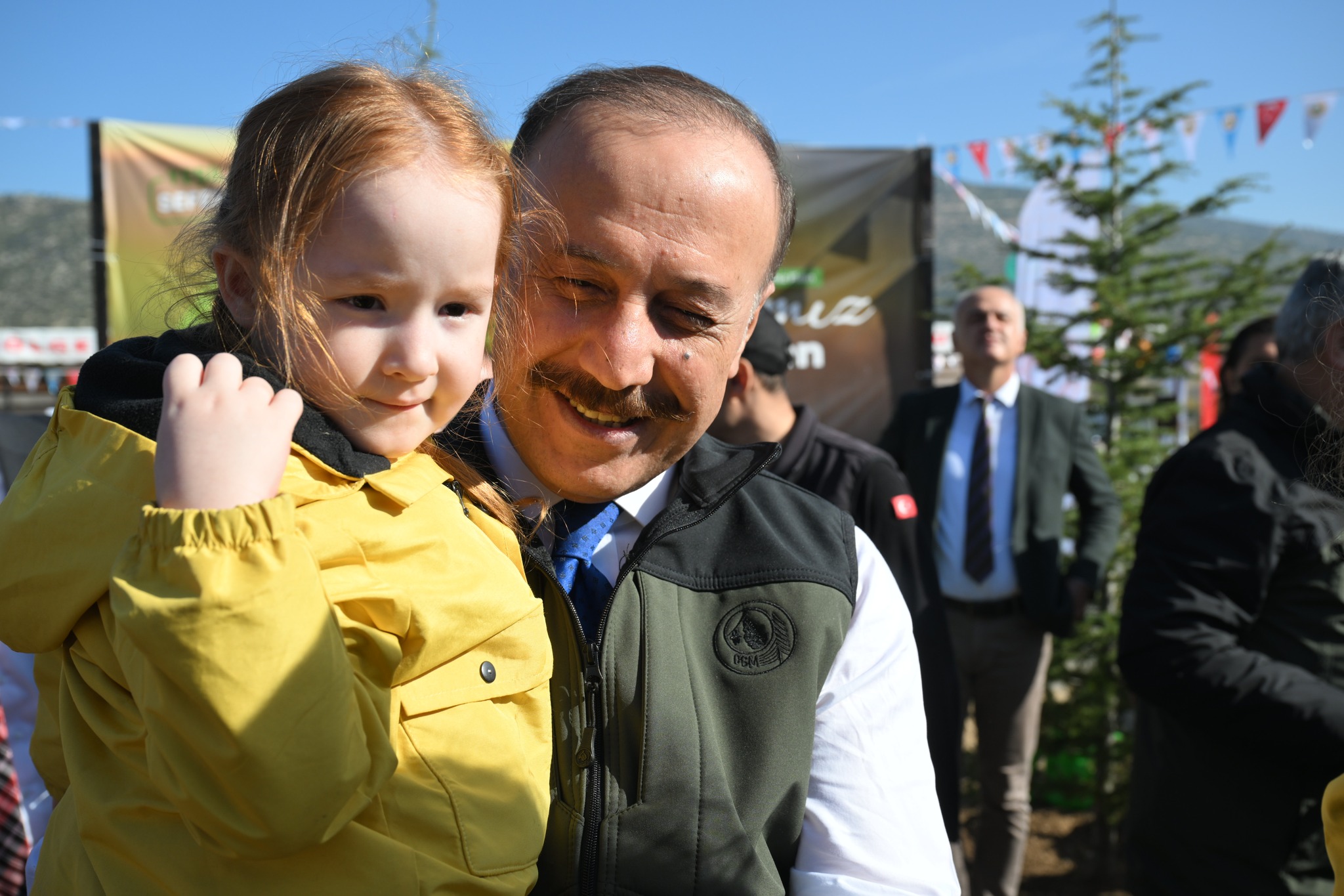 579708893 1377271047185126 910296991516426626 N