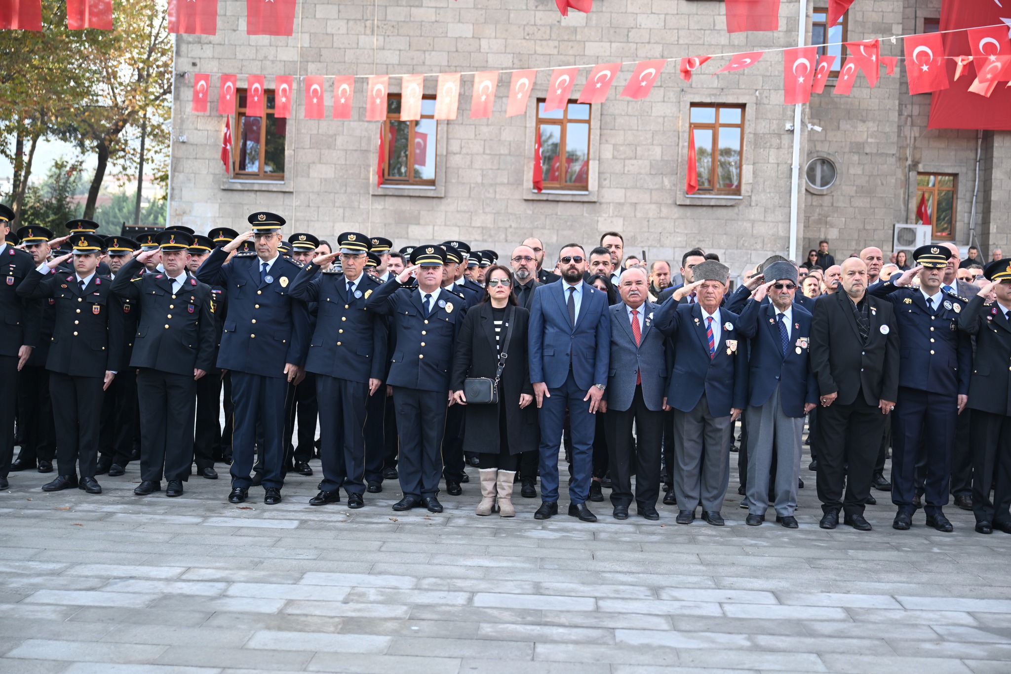 580522348 1376218540623710 6642508801862451587 N