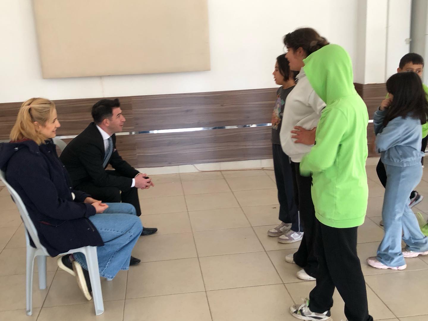 581798256 18030752432735603 6492381217828744722 N