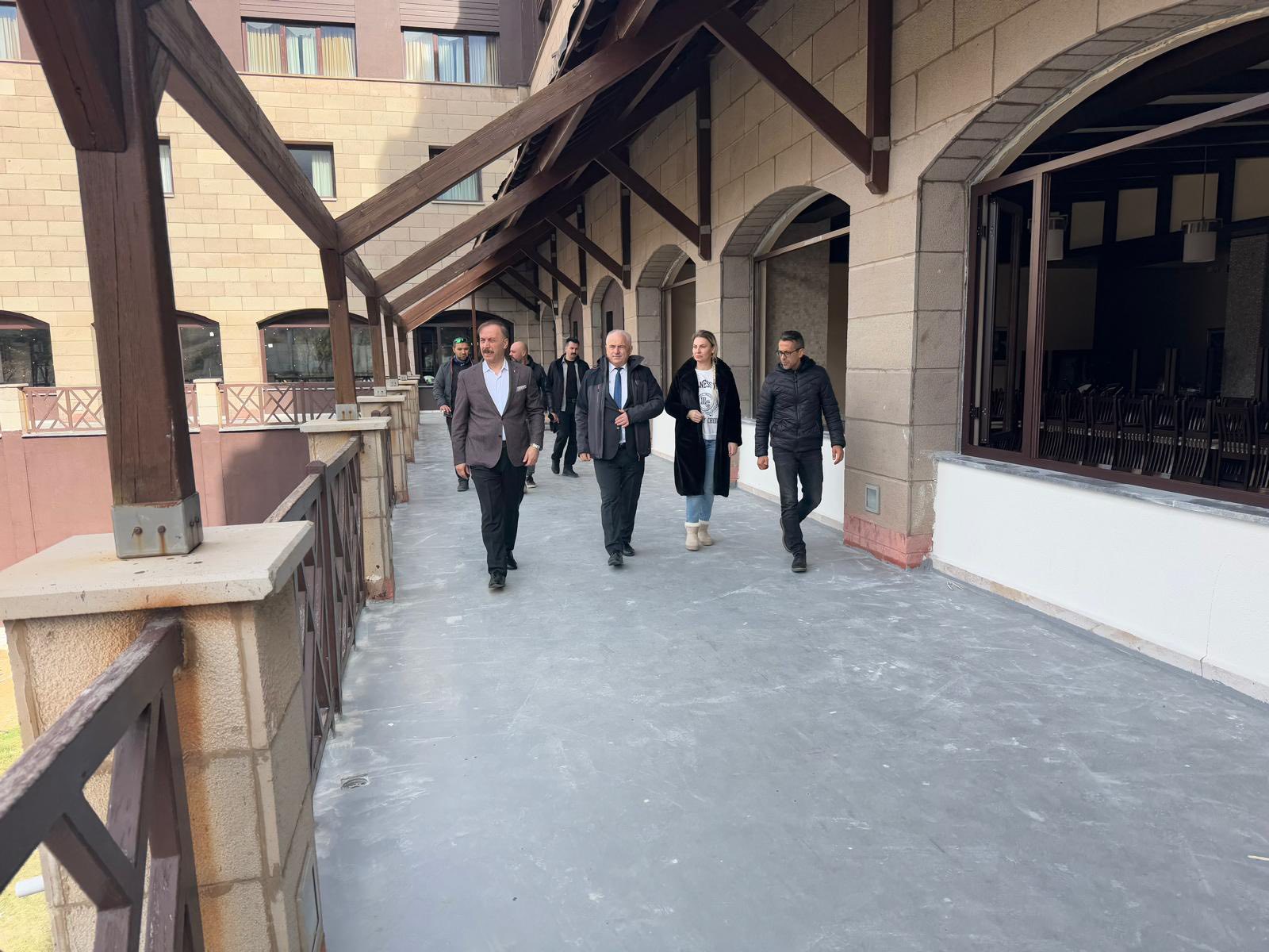 588478831 1385840289661535 6031969081134344653 N