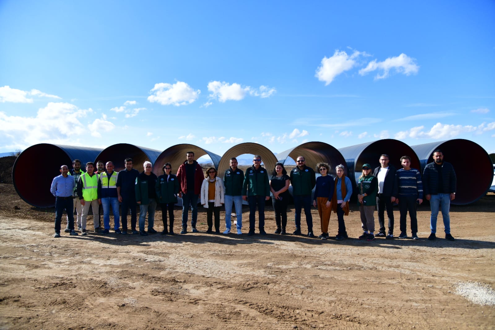 590730256 1318267513670800 3600796100514550737 N