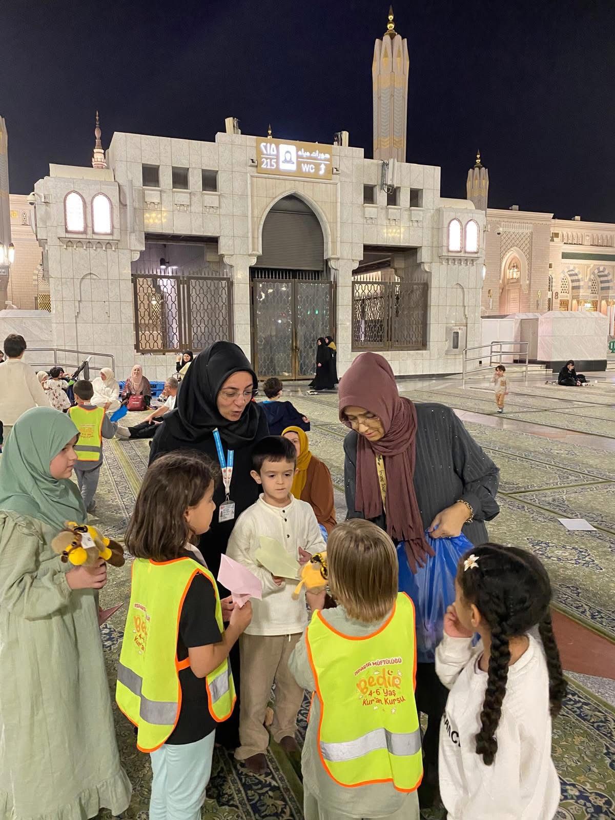 9725404F 6B83 4107 825D 3Ad66372F648