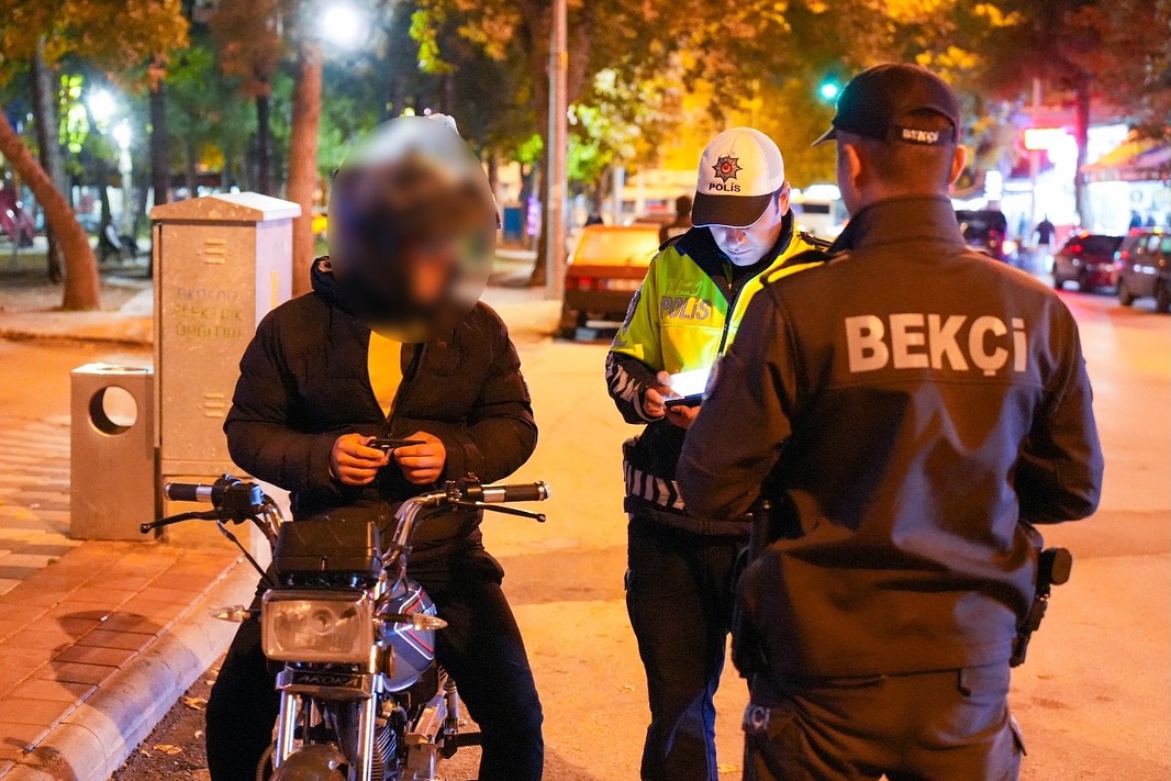 🚔 Abarti Egzoz, Motosi̇klet Ve Modi̇fi̇ye Araç Uygulamasi 🏍🗓 15.11.2025 Tarihinde, 21.00 – 24.00 (1)