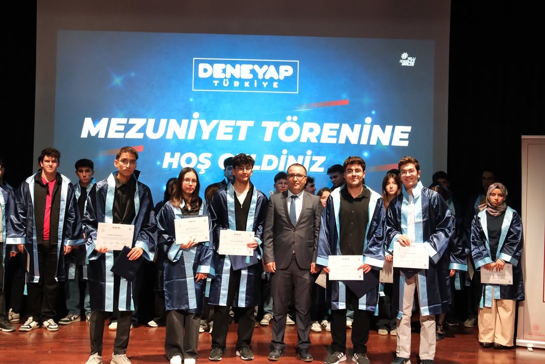 🎓 Deneyap Teknoloji Atölyeleri Mezuniyet Törenibugün, Geleceğin Teknoloji Üreten Gençlerini Gur (5)