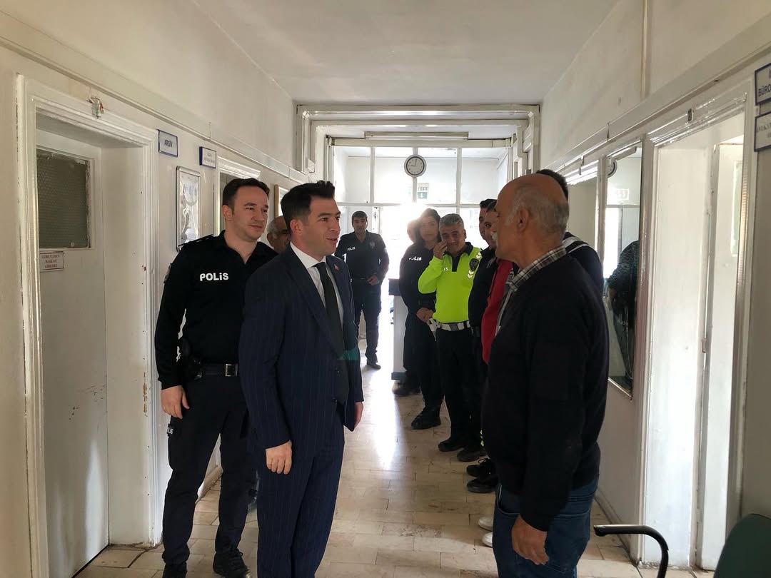 Kaymakamımız Sn. Salih Zafer Aydin, 5442 Sayılı İl İdaresi Kanunu’nun 31 Ç Maddesi Gereğince Yür (2)