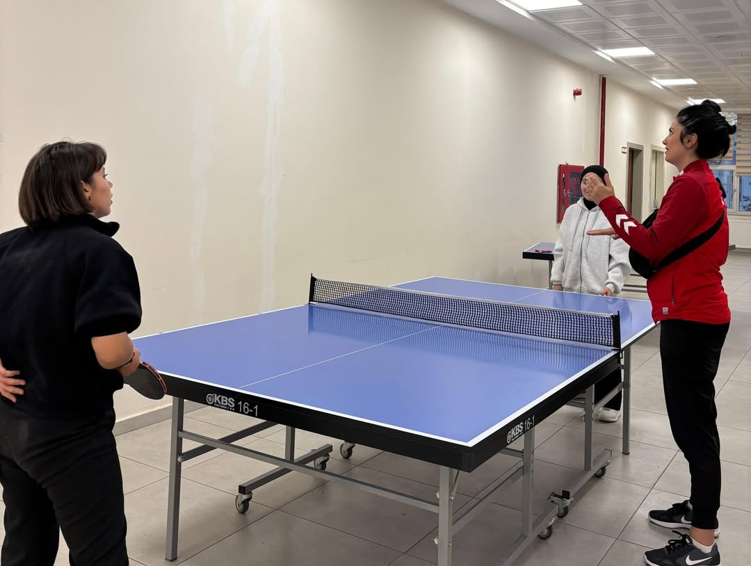 🏓 Masa Tenisi Turnuvamız Büyük İlgi Gördü!Yurtlarımızda Barınan Öğrencilerimiz Arasında Düzenle (2)