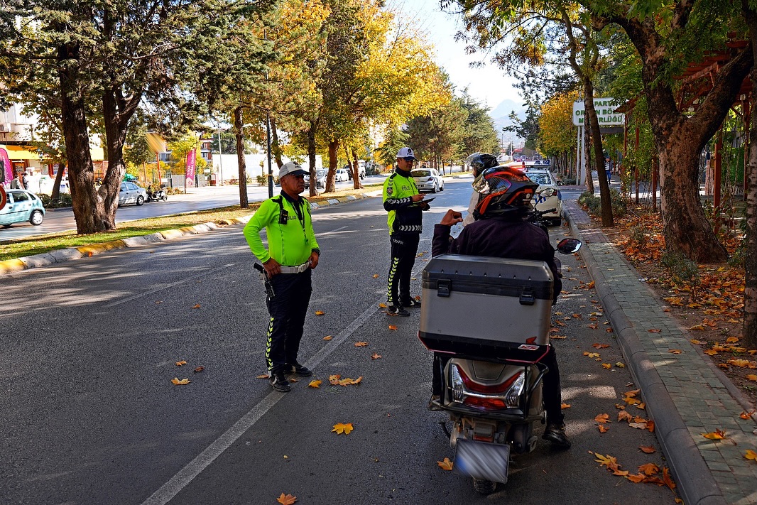 🚨 Motosi̇klet Ve Motorlu Bi̇si̇kletlere Yöneli̇k Özel Deneti̇m 🚨📅 05.11.2025 Tarihinde, Ilimiz Gen (1)