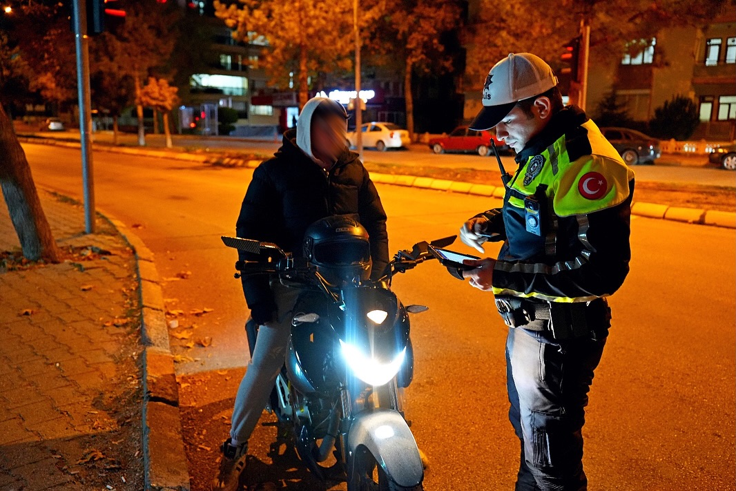 🚨 Motosi̇klet Ve Motorlu Bi̇si̇kletlere Yöneli̇k Özel Deneti̇m 🚨📅 05.11.2025 Tarihinde, Ilimiz Gen (5)
