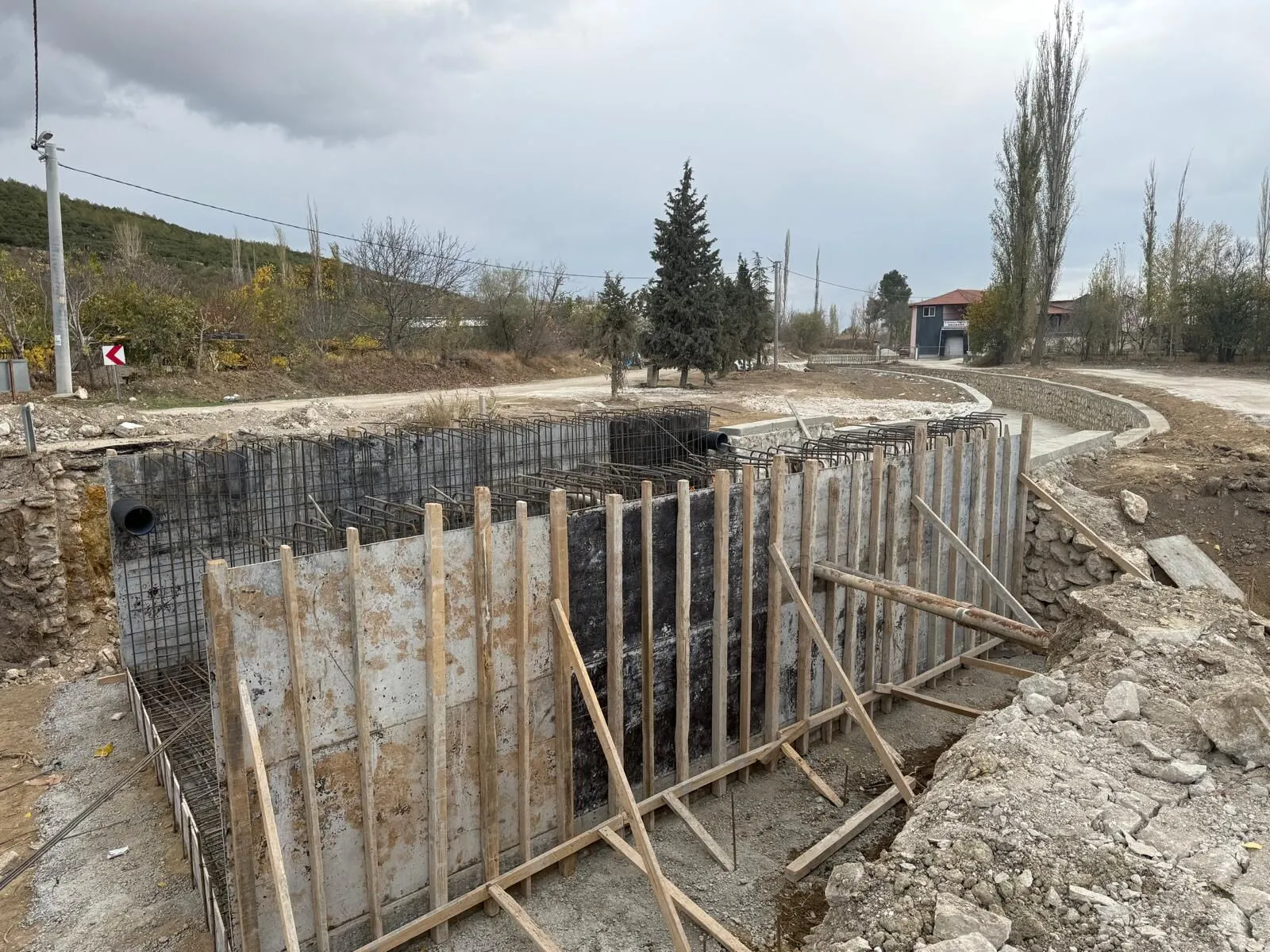 Mudur Erkan Keciborluda Incelemelerde Bulundu 3