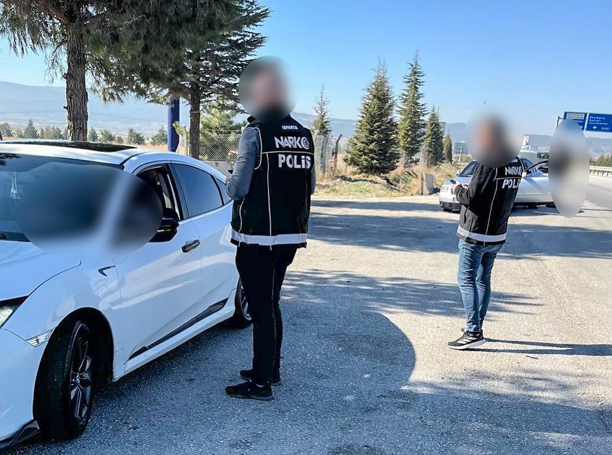 🚨 Narkoalan Uygulamasi 🚨📅 05.11.2025 Günü 13.00 – 14.00 Saatleri Arasında,📍 Isparta Keçiborl (2)