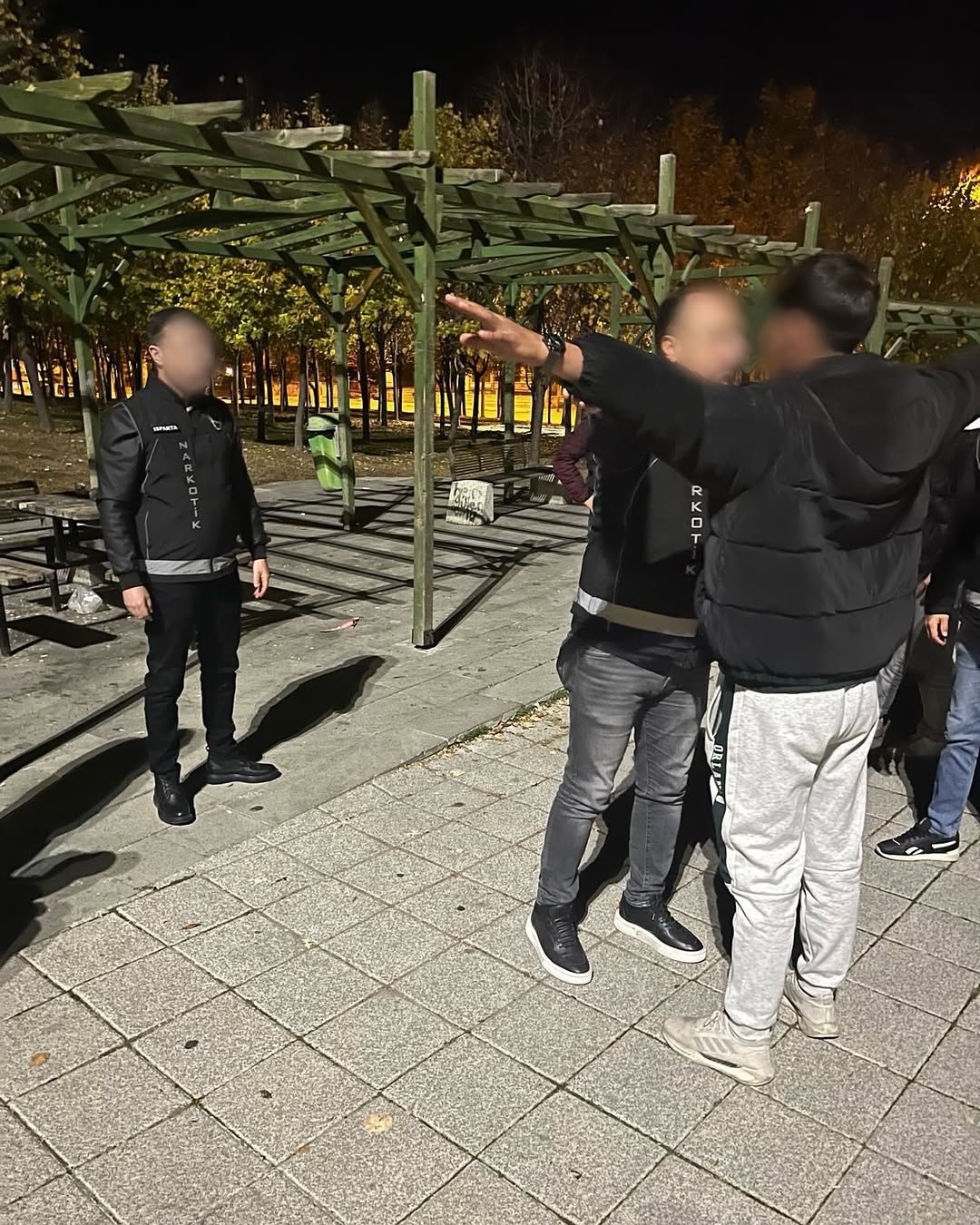 🚔Narkoalan Uygulamasi🚔⏰ 18.11.2025 Günü 22.30 23.30 Saatleri Arasında,📍 Kule Park Ve Çevresin (1)