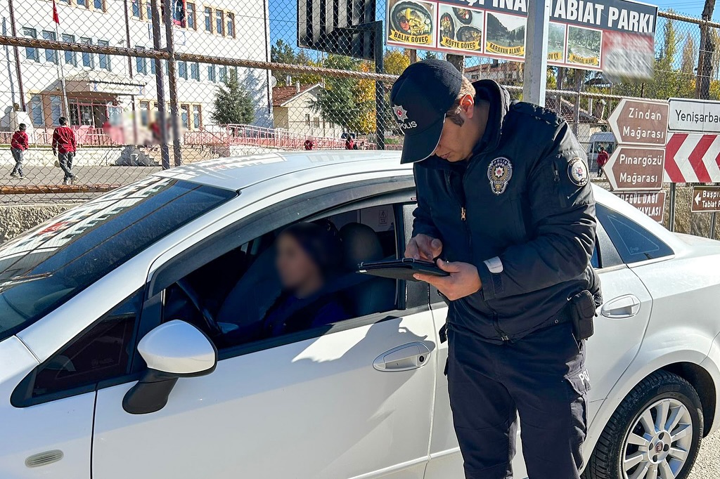 🚔 Okul Önleri̇ Ve Asayi̇ş Uygulamasi 🚔📷 İl Merkezi, Gelendost, Yalvaç, Aksu🗓️ 19.11.2025 Günü (3)