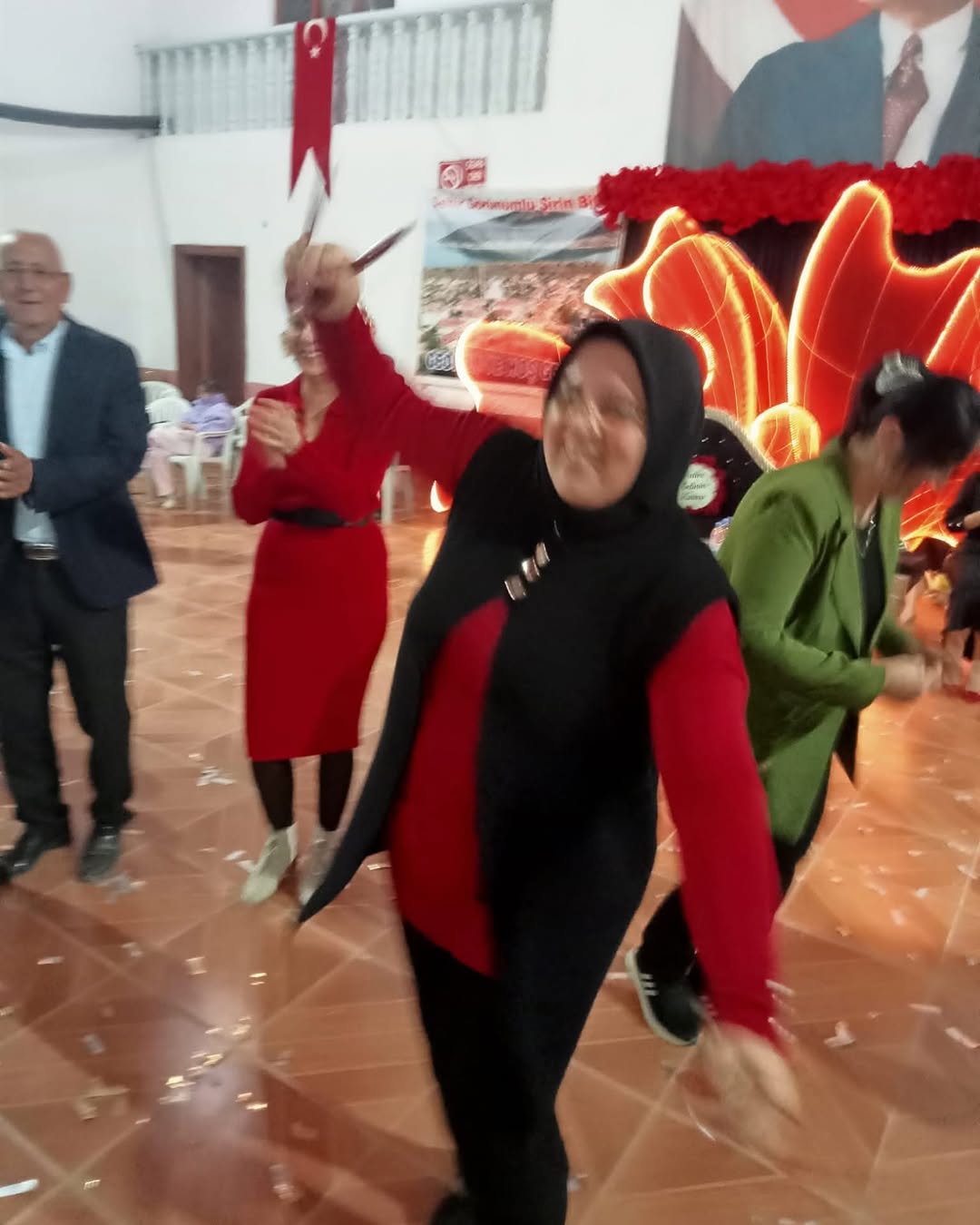 Şehit Acısının Yaşandığı Gün Chp’li İsimlerden Tepki Çeken Görüntülermilli Savunma Bakanlığı, Az (1)