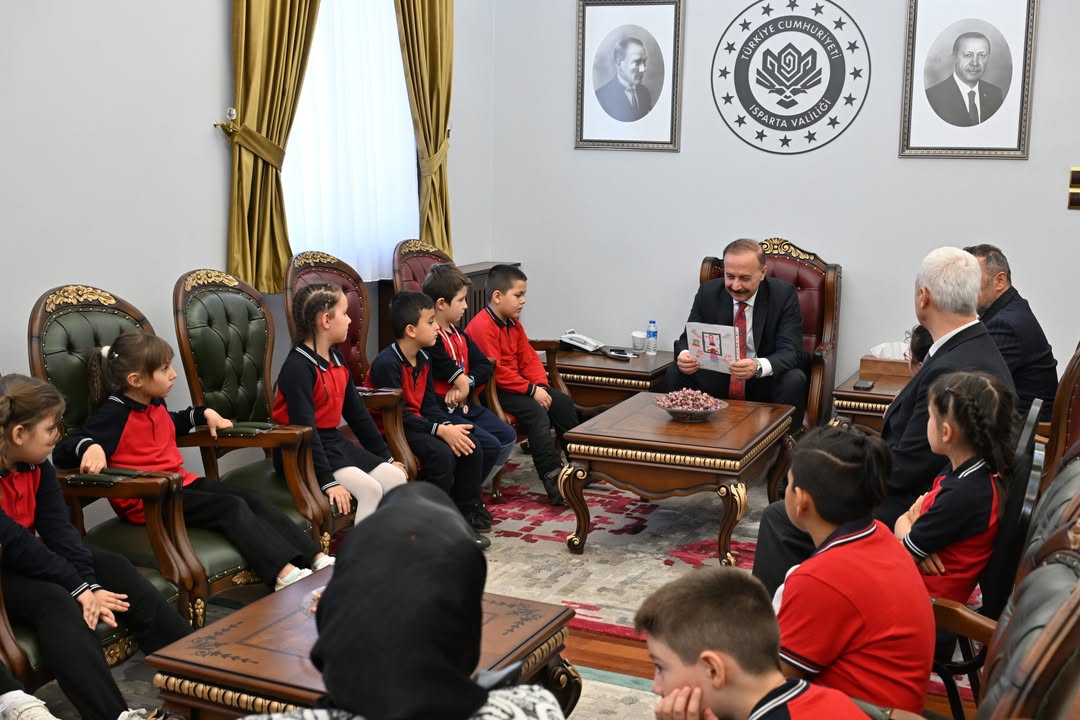 Şehit Hasan Hüseyin Gül İlkokulu 2 B Sınıfının Gözleri Pırıl Pırıl Parlayan Kıymetli Öğrencileri (1)