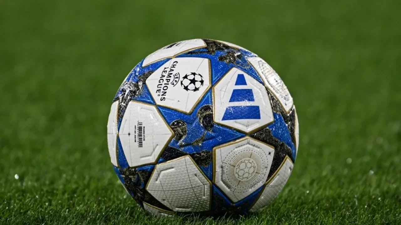 Trt 1 Sifresiz Galatasaray Maci Frekansi 3261527 202511051951 7