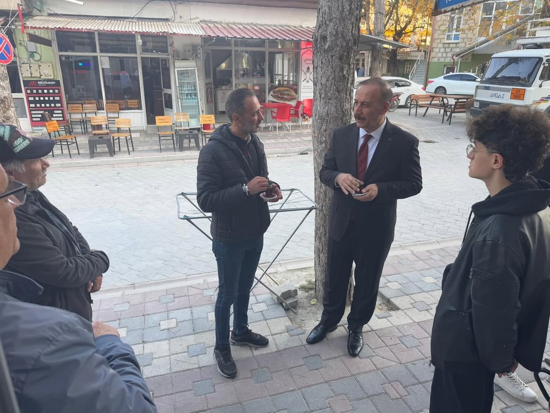 Uluborlu’muzu Ziyaret Ederek Çok Değerli Vatandaşlarımızla Bir Araya Geldik, Esnafımıza Hayırlı (2)