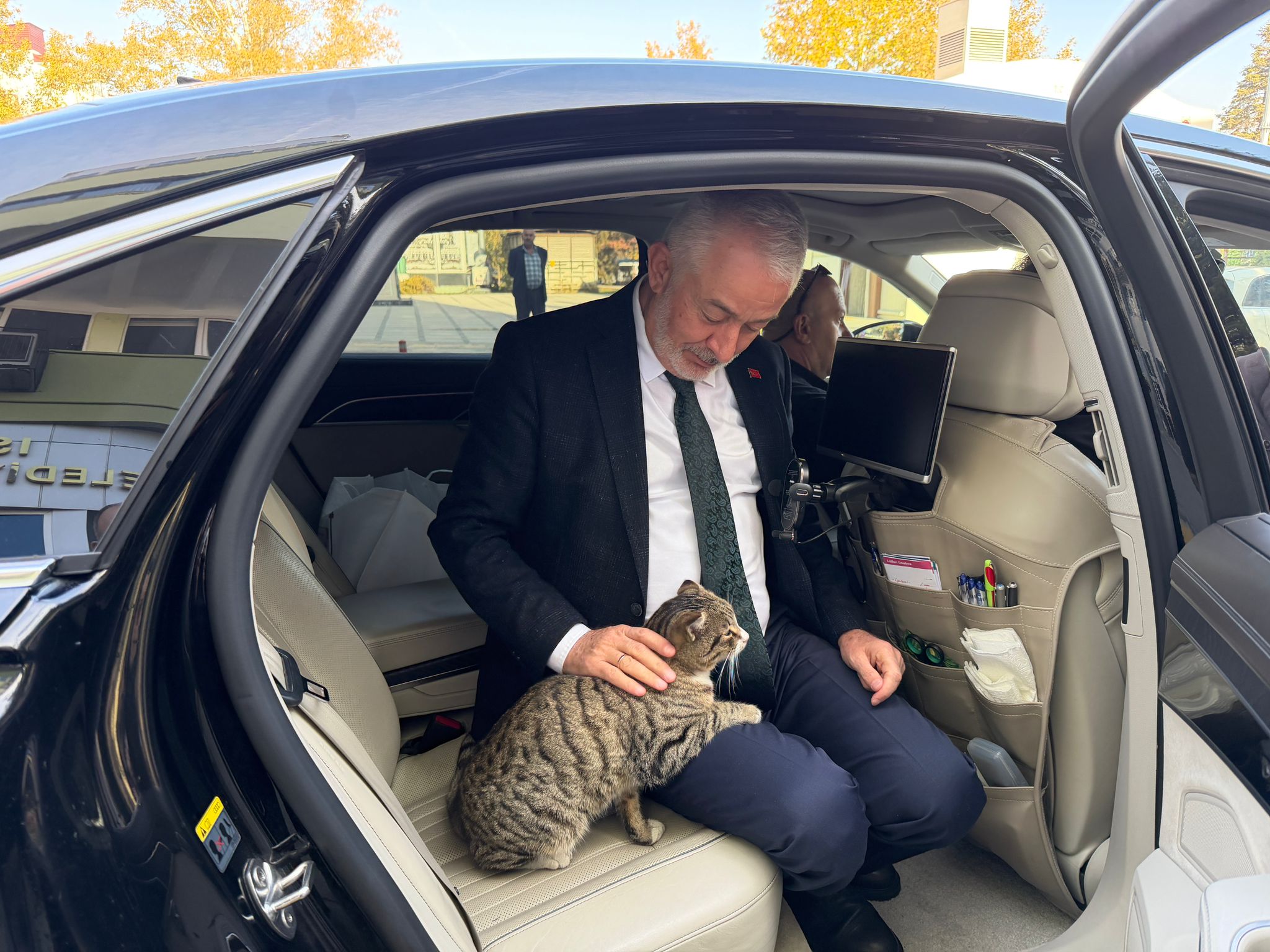 Whatsapp Image 2025 11 20 At 11.01.59 (1)