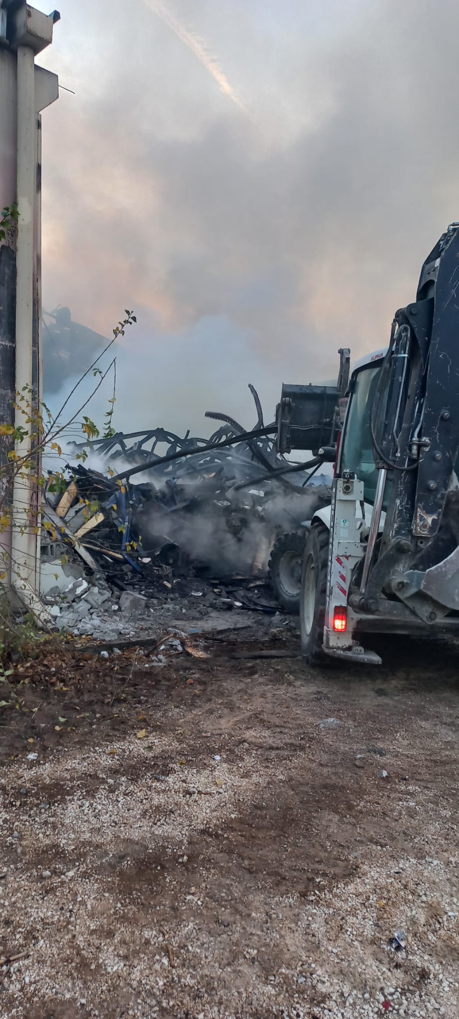 Whatsapp Image 2025 11 22 At 08.29.03 (5)