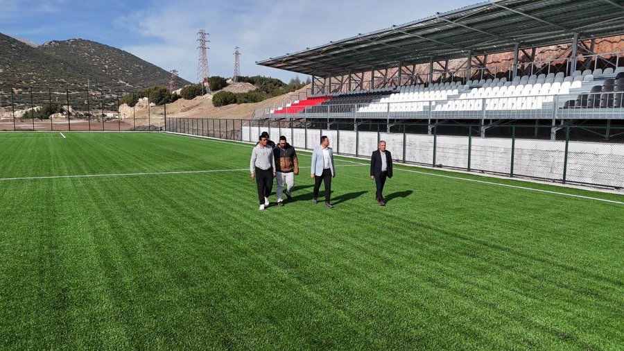 🌱⚽Yapımı Tamamlanan Keçiborlu Nizami Sentetik Çim Sahayı Yerinde Incelemelerde Bulunan İl Müdür
